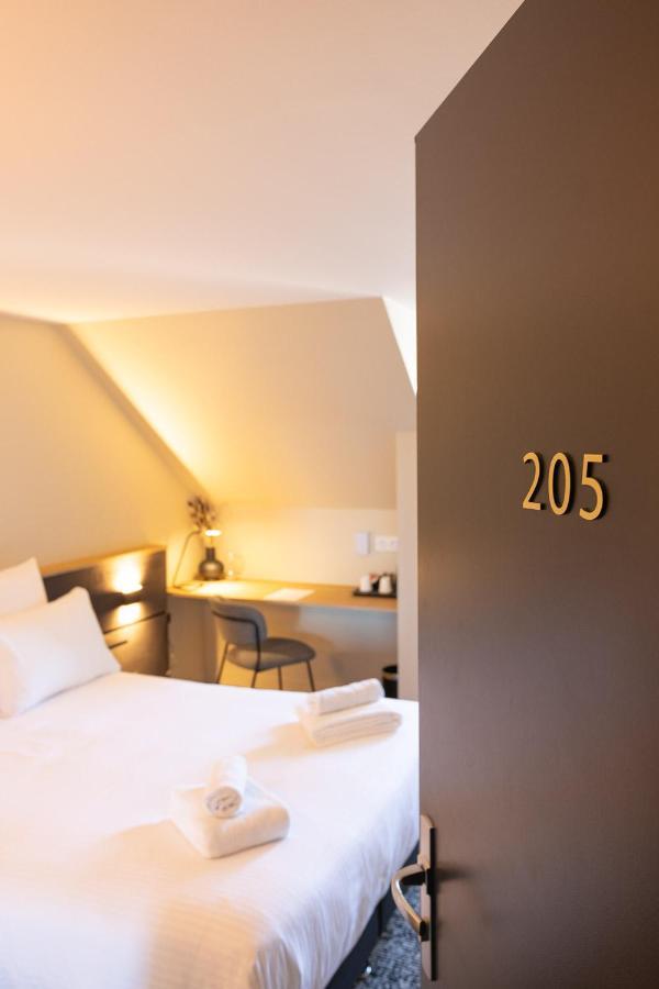 Logis Hotel & Restaurant Le Vert Bocage Franqueville-Saint-Pierre المظهر الخارجي الصورة