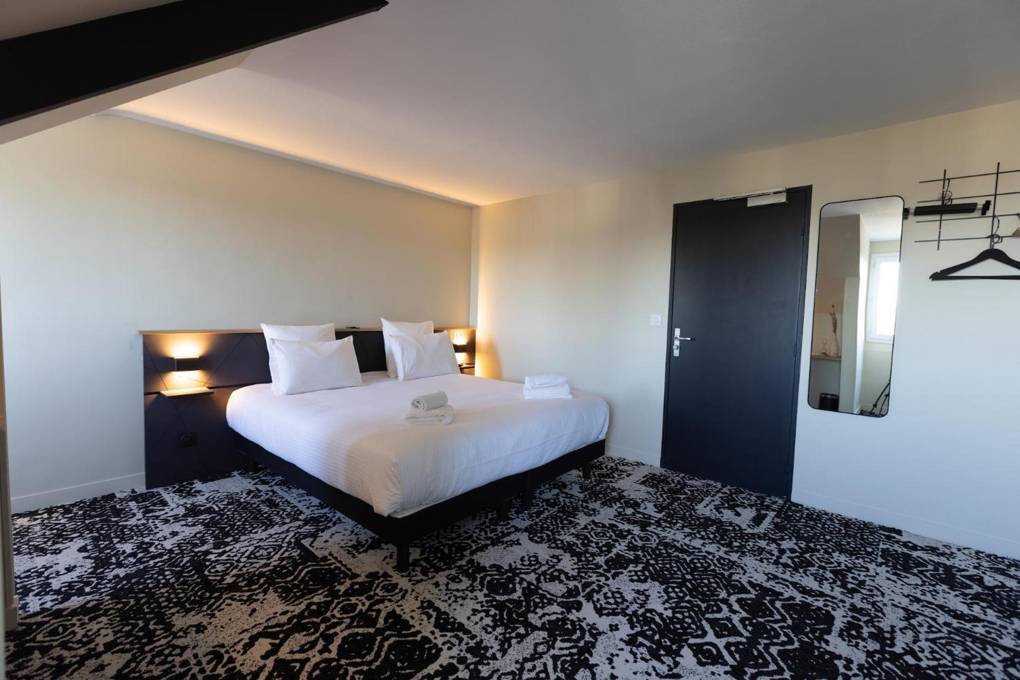 Logis Hotel & Restaurant Le Vert Bocage Franqueville-Saint-Pierre المظهر الخارجي الصورة