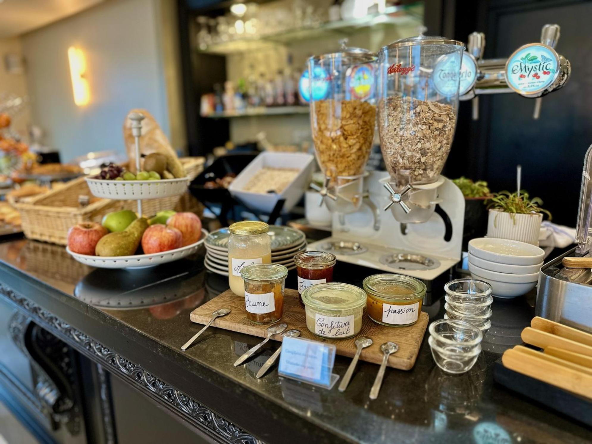 Logis Hotel & Restaurant Le Vert Bocage Franqueville-Saint-Pierre المظهر الخارجي الصورة