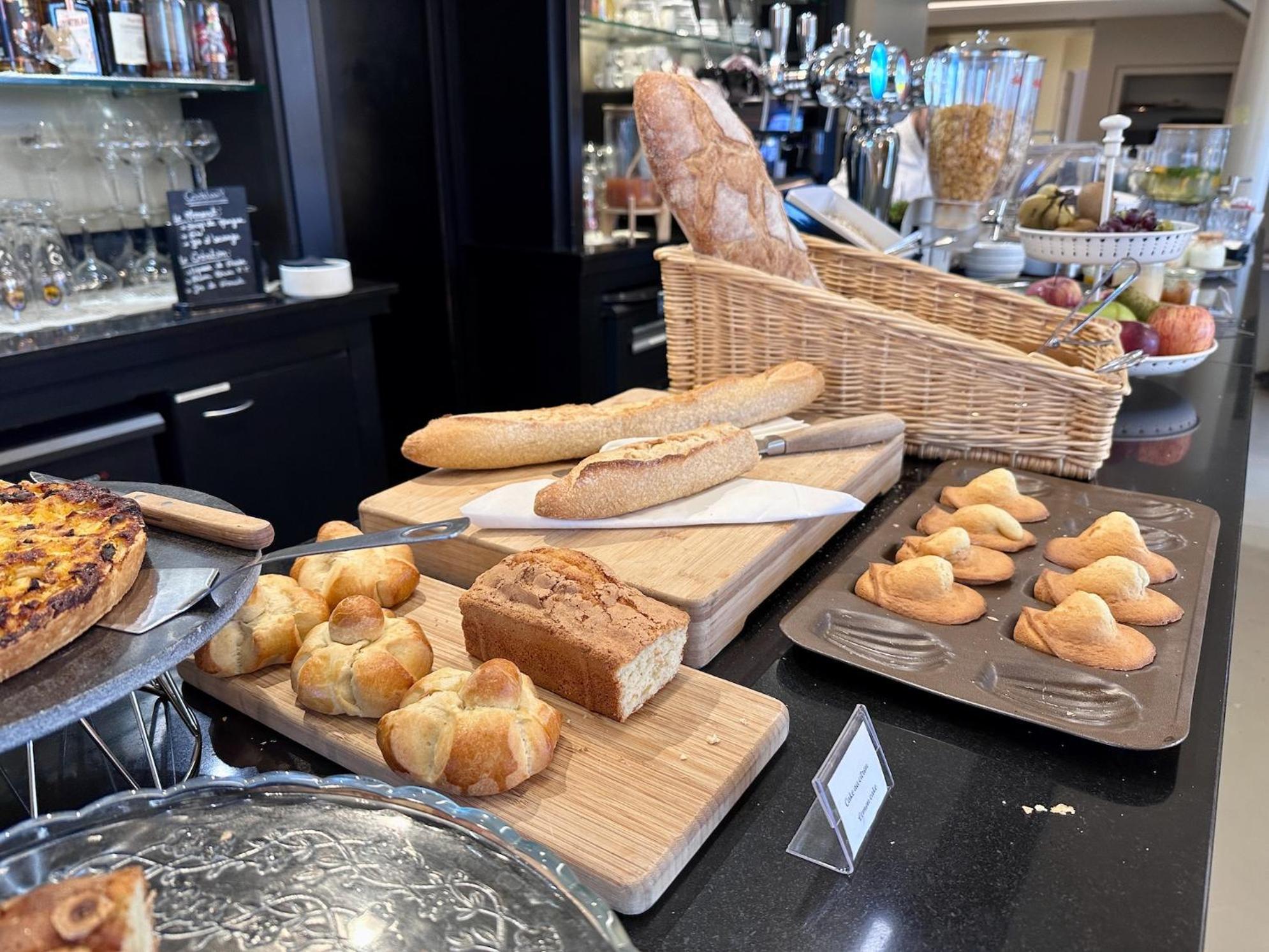 Logis Hotel & Restaurant Le Vert Bocage Franqueville-Saint-Pierre المظهر الخارجي الصورة